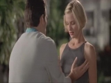 Cameron Diaz se fait peloter les seins !!!