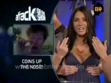 Olivia Munn se fait peloter les seins en direct !!! Olivia Munn se fait peloter les seins en direct !!!
