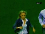 Cécile Menibus oops ça bouge grave