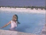 Claudia Schiffer en petite tenue transparente Claudia Schiffer en petite tenue transparente