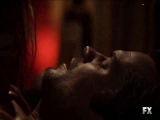 Natalie Zea dans une scène de sexe Natalie Zea dans une scène de sexe