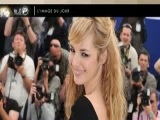 Louise Bourgoin nue dans une piscine Louise Bourgoin nue dans une piscine