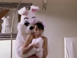 Jennifer Love Hewitt ultra sexy dans une tenue façon Bugs Bunny !!!