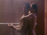 Sharon Stone senvoie en lair sous la douche avec Stallone !!!