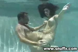Baise sous marine, porno aquatique?