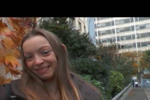 Coquine française de 18 ans récupérée à la sortie du lycée pour un casting X from pornheed