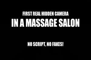 In a massage salon : real hidden cam