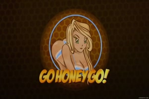 Des blondes baisent avec strapon