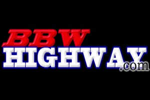 tres tres grosse black réveil son homme avec une pipe