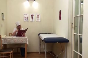 examen gynécologique humiliant par une lesbienne