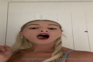 un show webcam avec la streameuse Dilfenergy