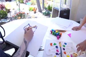 cours de peinture entre fille qui dégénère avec des toy dans l'anus cours de peinture entre fille qui dégénère avec des toy dans l'anus