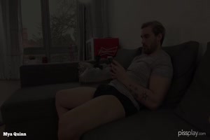 pov : mya te suce et boit un grand bol de pisse pov : mya te suce et boit un grand bol de pisse