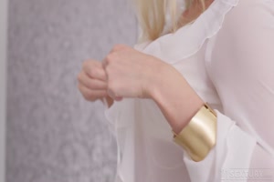 what he gave up : candee licious aime l'anulingus