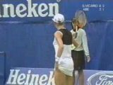 Julia Abe tenniswoman de charme !!!